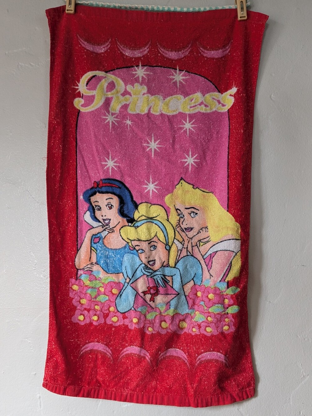 Vintage Disney Princess Bath Towel Snow White Cinderella Aurora